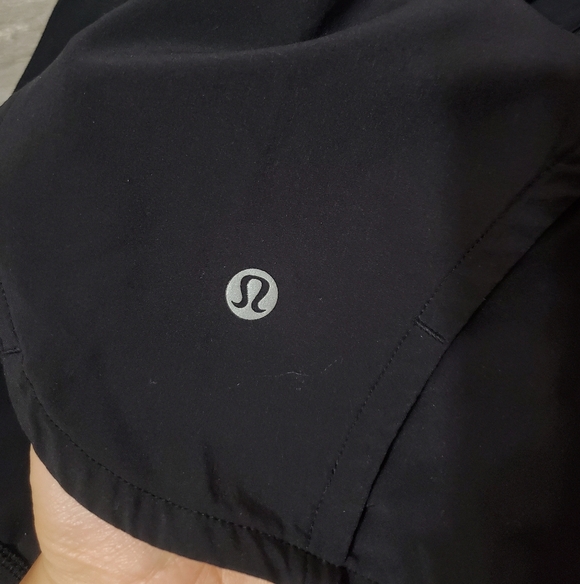 Lululemon Run Times Short II. Black, Two Tones. 4" Inseam. Built In Liner. 10. - Picture 9 of 13